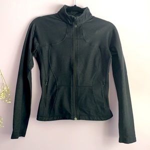 Lululemon jacket size 6